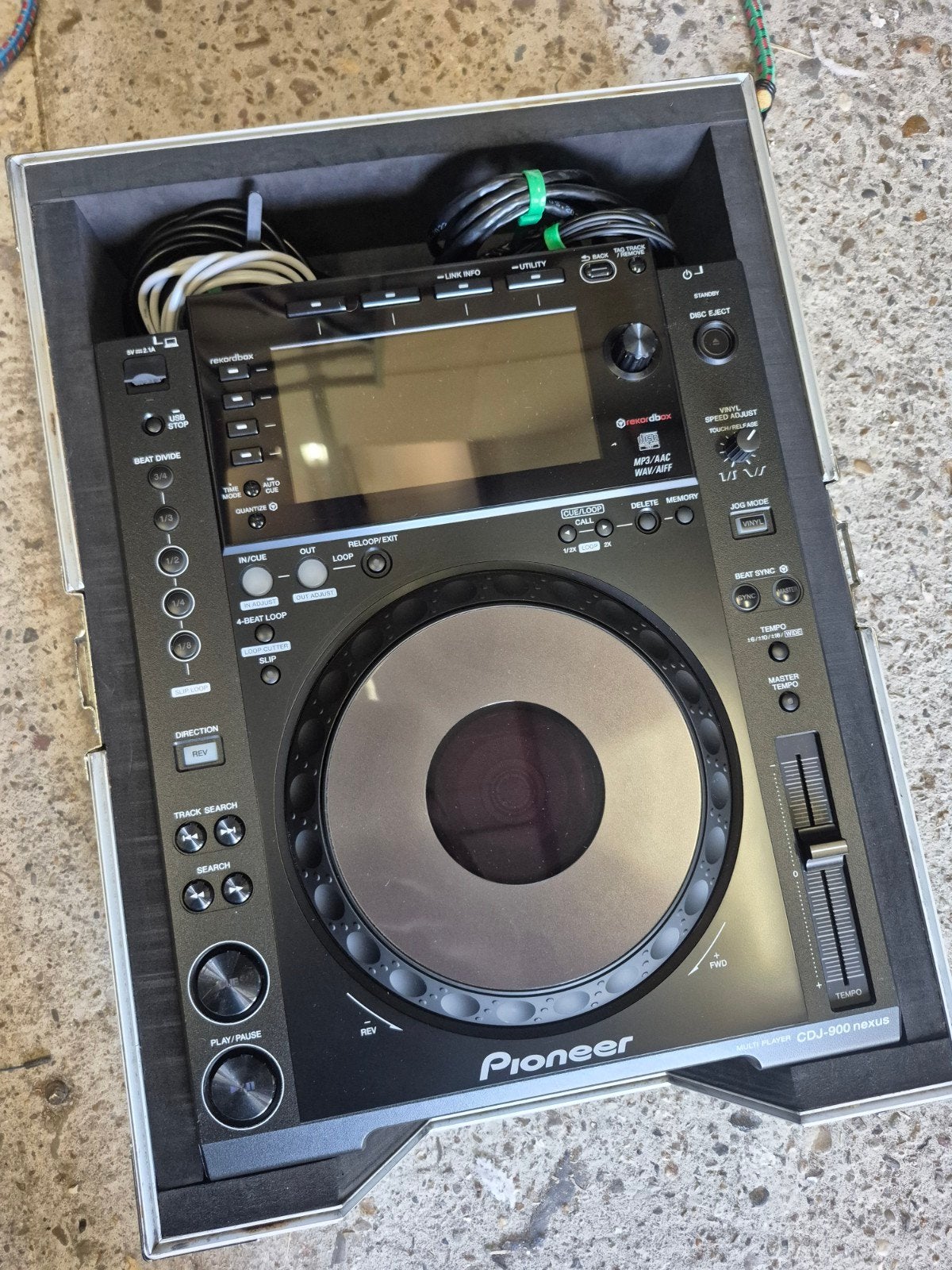 2x Pioneer CDJ 900 Nexus met flightcases, Ophalen