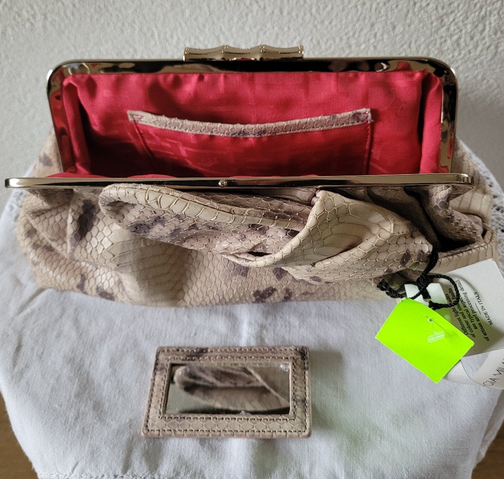 Elaine Turner clutch slangenprint met strik & spiegeltje, Ophalen of Verzenden, Nieuw, Beige, Avondtasje