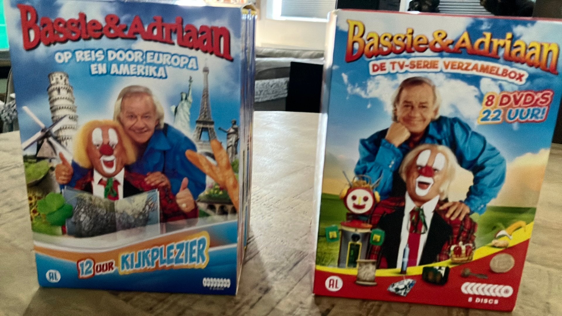 Bassie & Adriaan dvd boxen, Ophalen, Verzamelbox, Alle leeftijden, Zo goed als nieuw