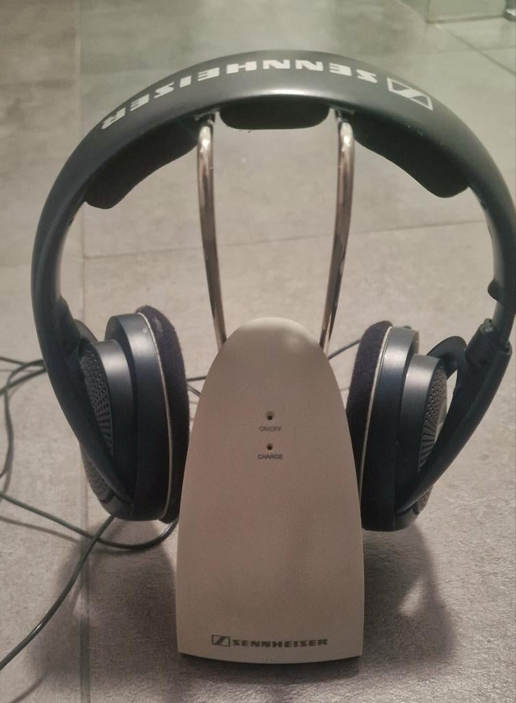 Sennheiser draadloze hoofdtelefoon. Model TR120, Ophalen, Gebruikt, Op oor (supra aural), Sennheiser