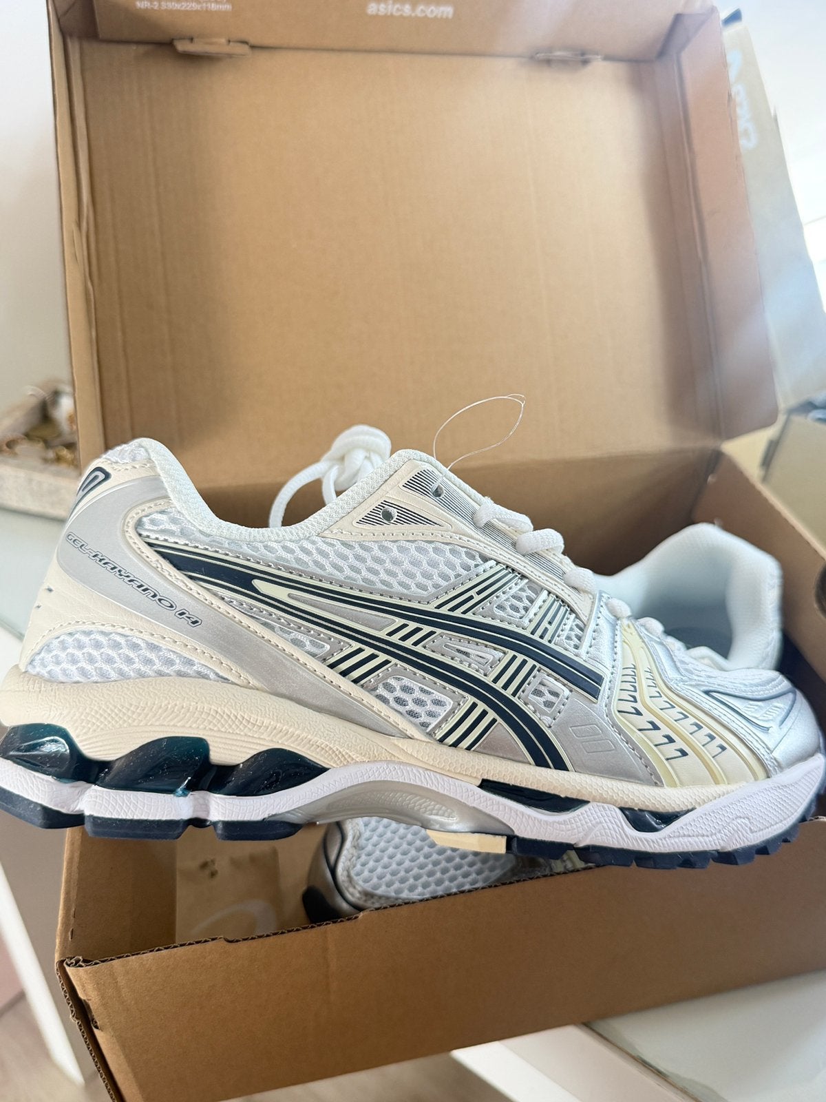 Asics gel kayano 14, Verzenden, Zo goed als nieuw, Sneakers of Gympen