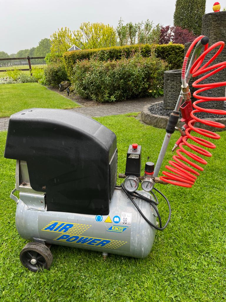 Kinzo Air Power Compressor - Mobiel & Krachtig, Ophalen, Gebruikt, 6 tot 10 bar, Minder dan 200 liter/min
