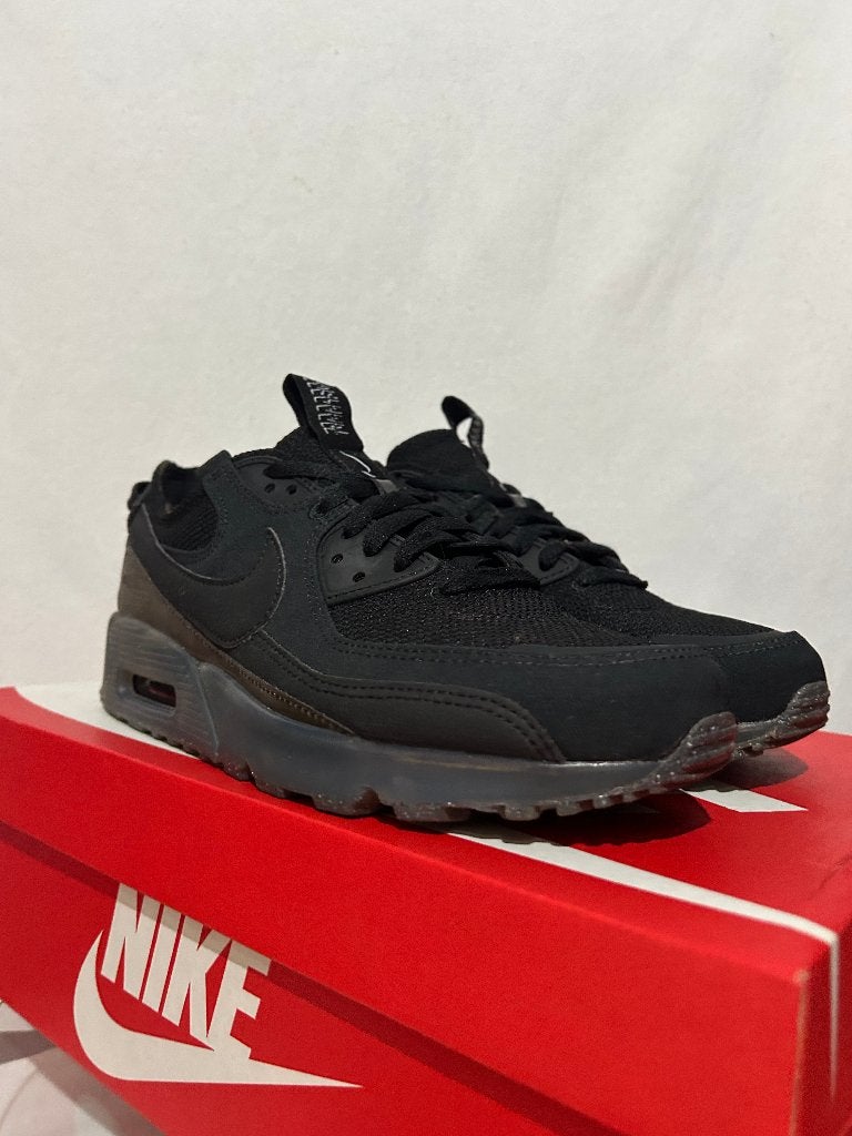 ALS NIEUW + DOOS! Maat 44 - Nike Air Max 90 Terrascape Black, Kleding | Heren, Schoenen, Verzenden, Zwart, Nike, Nike