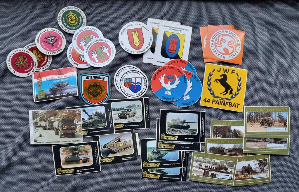 36 stickers Koninklijke Landmacht, Verzamelen, Ophalen of Verzenden, Landmacht, Nederland, Embleem of Badge