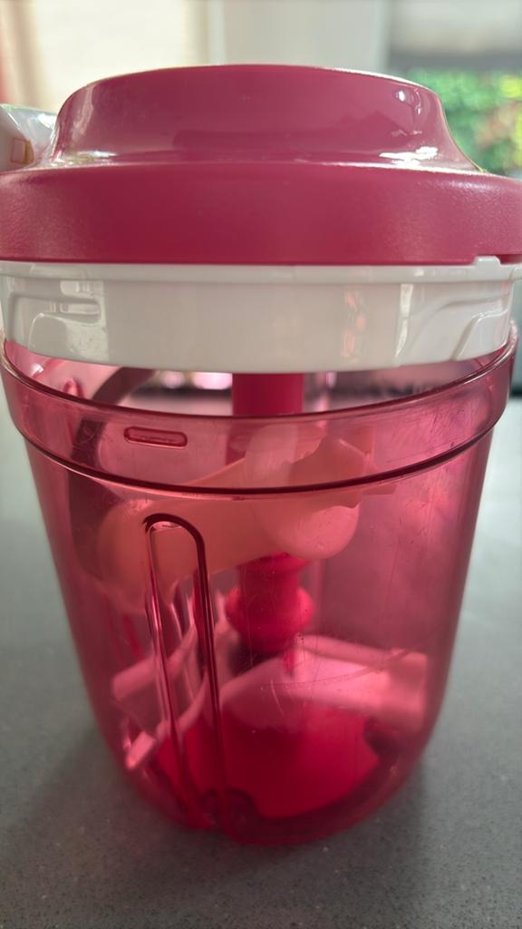 Tupperware Snijder / Hakker - Roze, Ophalen of Verzenden, Gebruikt, Rood, Overige typen