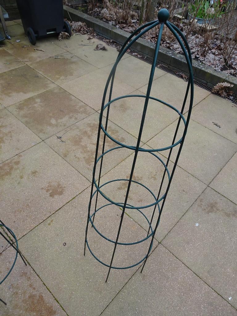 plantensteun , obelisk 120 cm , 2 voor 25 eur, Ophalen, Gebruikt