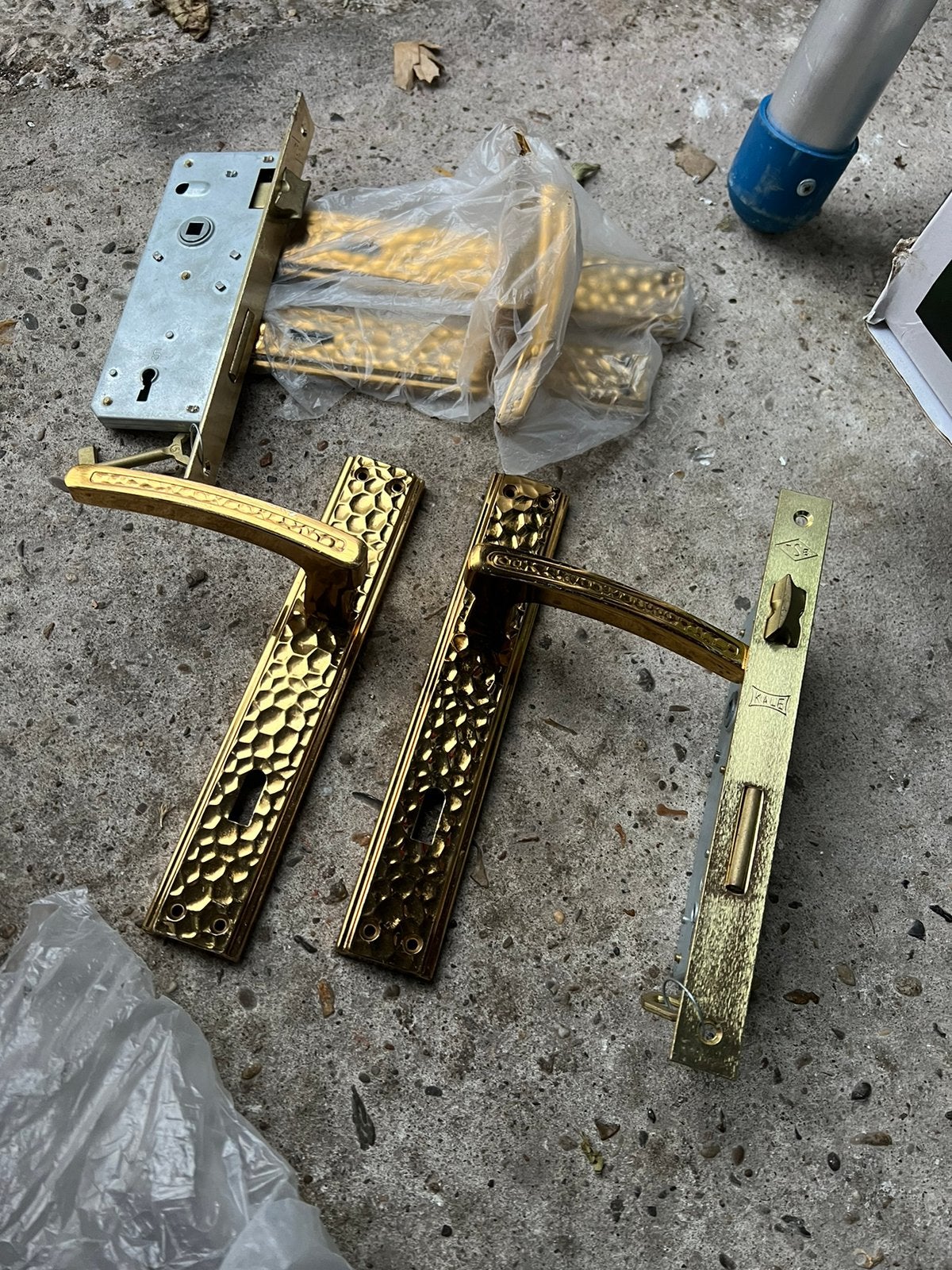 2 sets - Goudkleurige deurbeslag deurklink met slot, Ophalen, Koper of Messing, Klink of Kruk