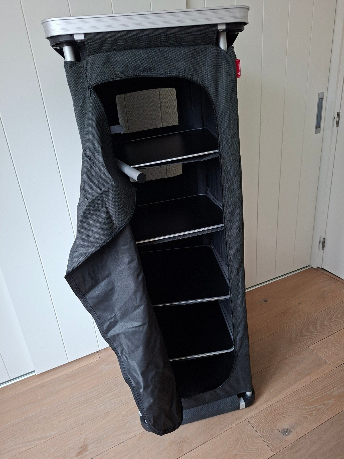 Isabella opvouwbare hoge campingkast / kledingkast, Ophalen, Zo goed als nieuw, Campingkast