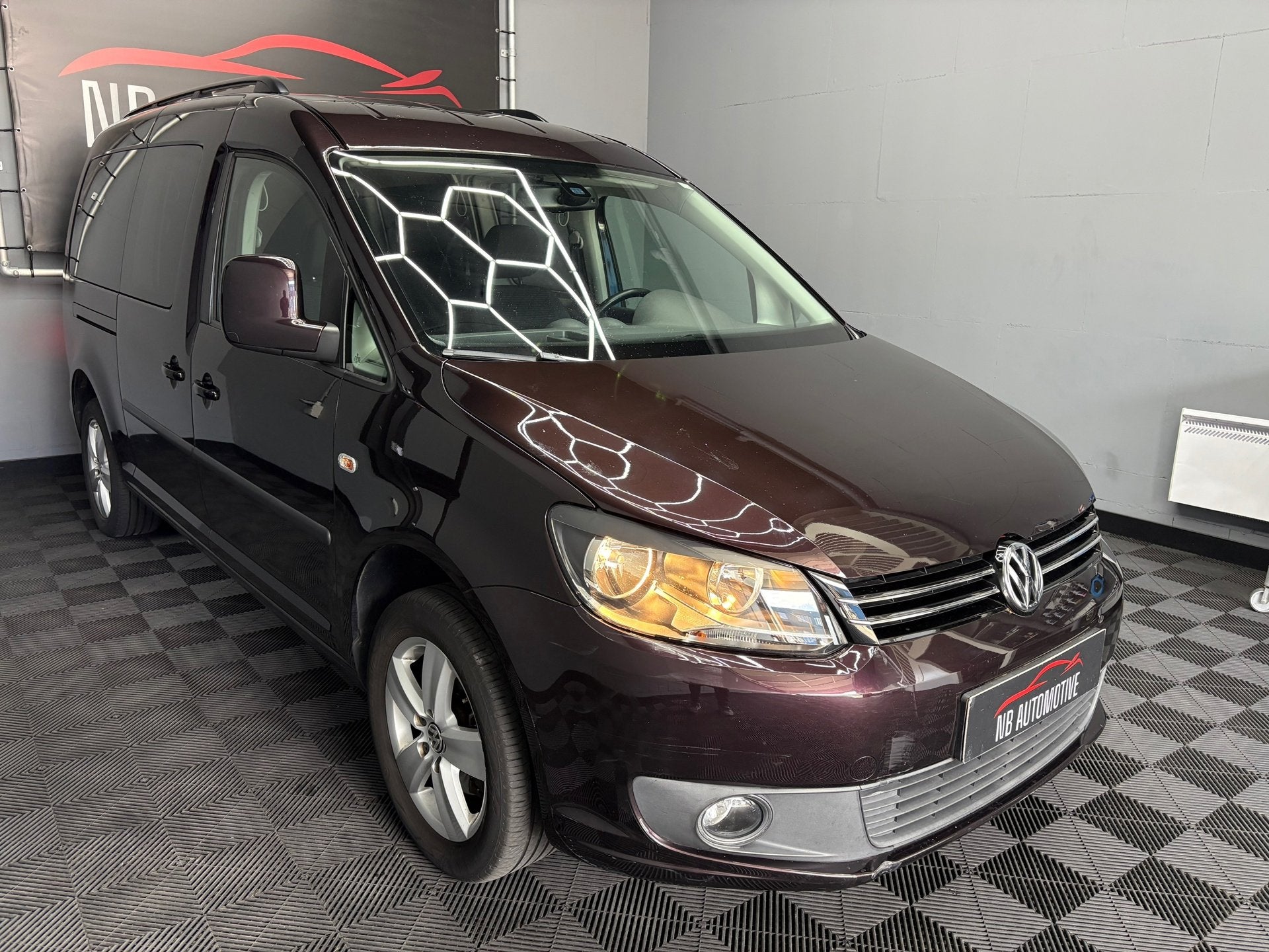 Volkswagen Caddy Maxi 1.2 TSI Comfortline Rolstoelauto, Auto's, Euro 5, Gebruikt, Zwart, 4 cilinders