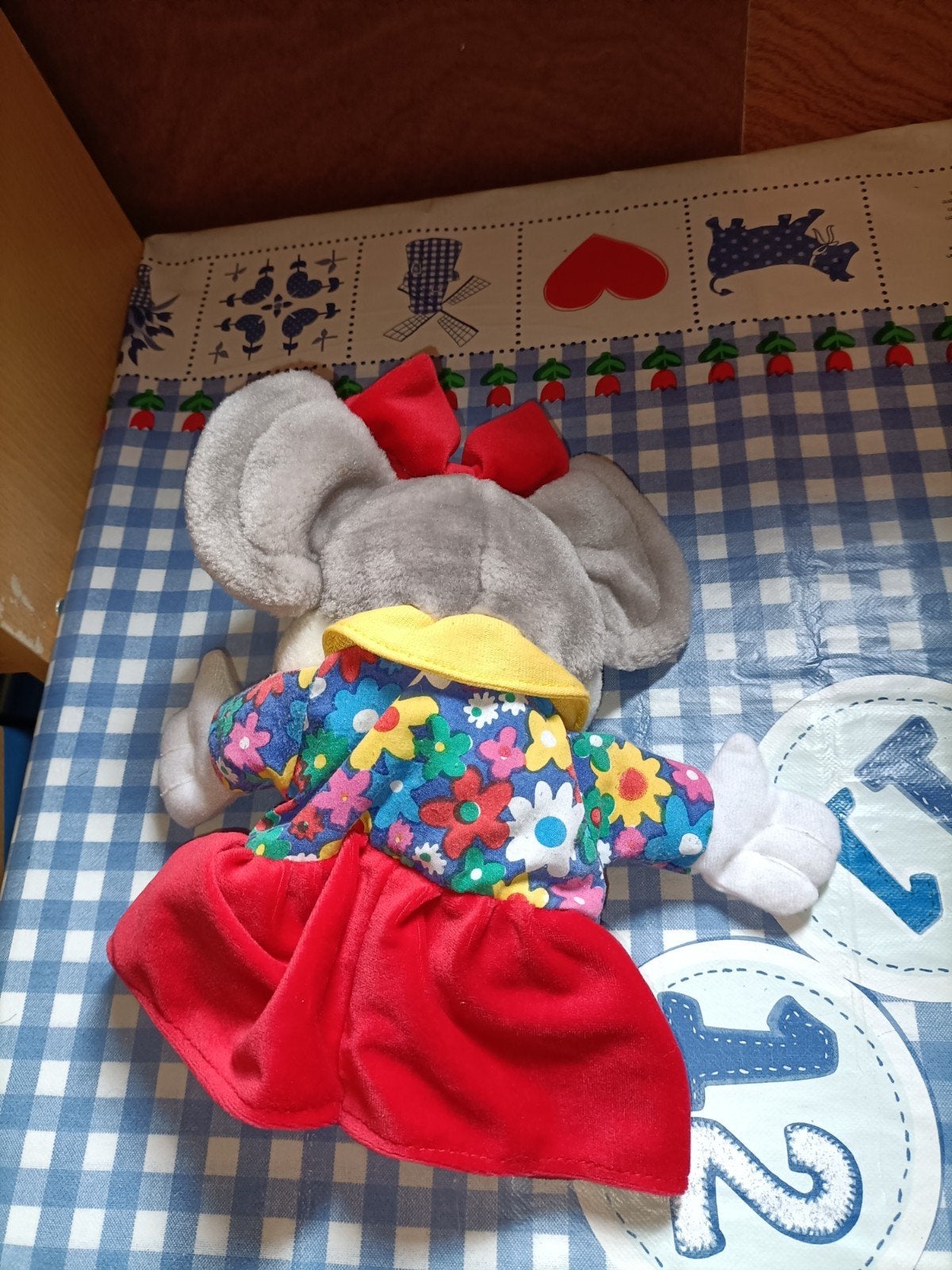 Julia de muis handpop Julianatoren 25 cm groot, Ophalen of Verzenden, Zo goed als nieuw, Overige typen