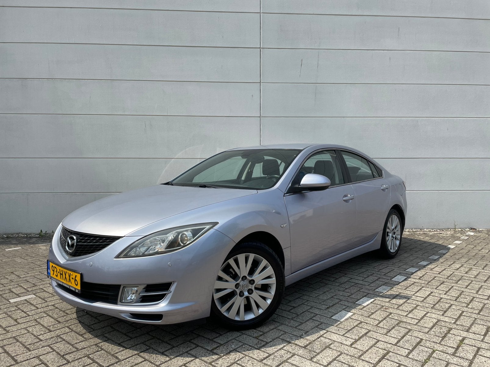 Mazda 6 1.8 Sedan 2009 Grijs/NIEUWE APK/NETTE STAAT/AIRCO/, Auto's, Voorwielaandrijving, 15 km/l, Zwart, 4 cilinders