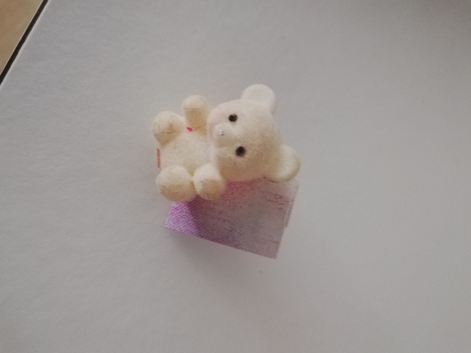 Push pin met klein Beertje., Ophalen of Verzenden, Nieuw