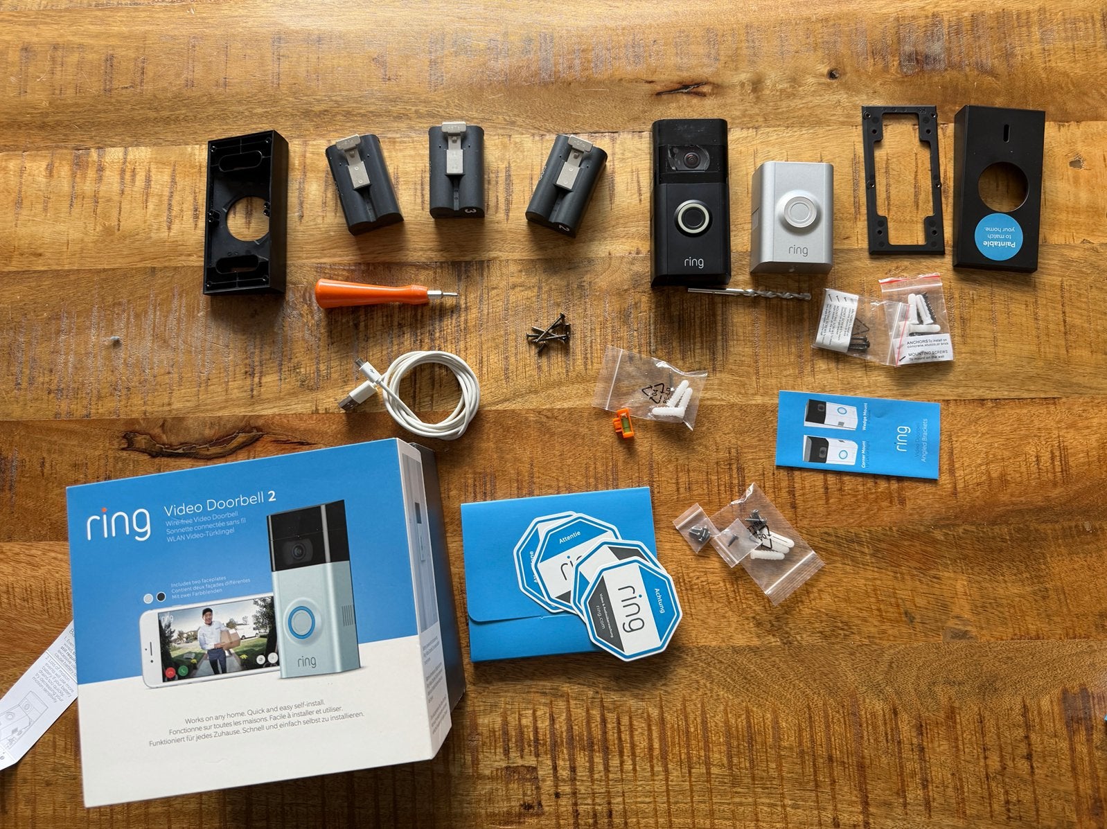 Ring Video Deurbel 2 (Batterij) – Compleet + 3 Accu’s, Ophalen of Verzenden, Bewegingsdetectiesensor, Gebruikt, Draadloos
