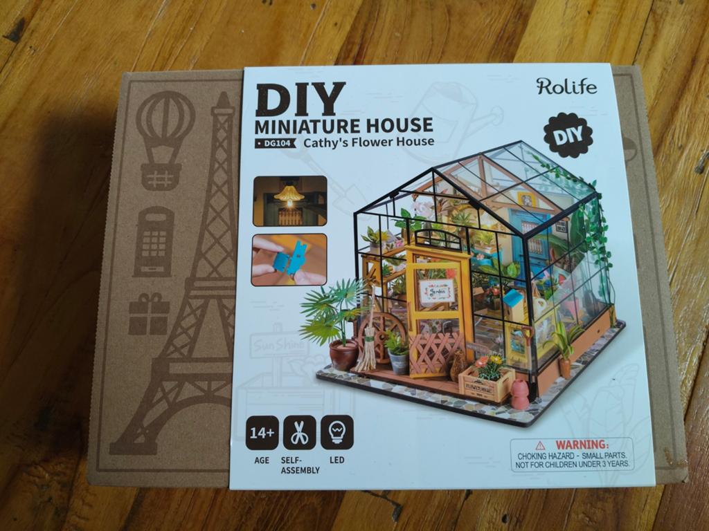 Nieuw Rolife DIY Miniatuurhuis - Cathy's Flower House, Ophalen of Verzenden, Nieuw, 1:50 of kleiner, Diorama
