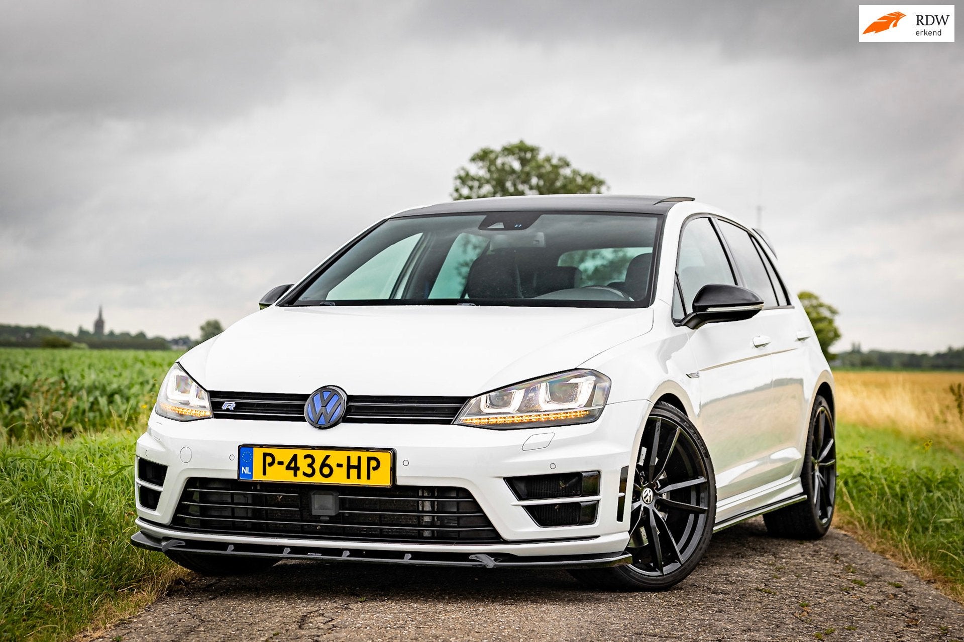 Volkswagen Golf 2.0 TSI R 4Motion DSG / PANO / CARBON STUURW, Auto's, Automaat, Gebruikt, 4 cilinders, 1984 cc