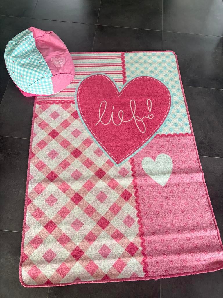 Vloerkleed en poef van Lief!, Ophalen, Gebruikt, Kleed of Kussen