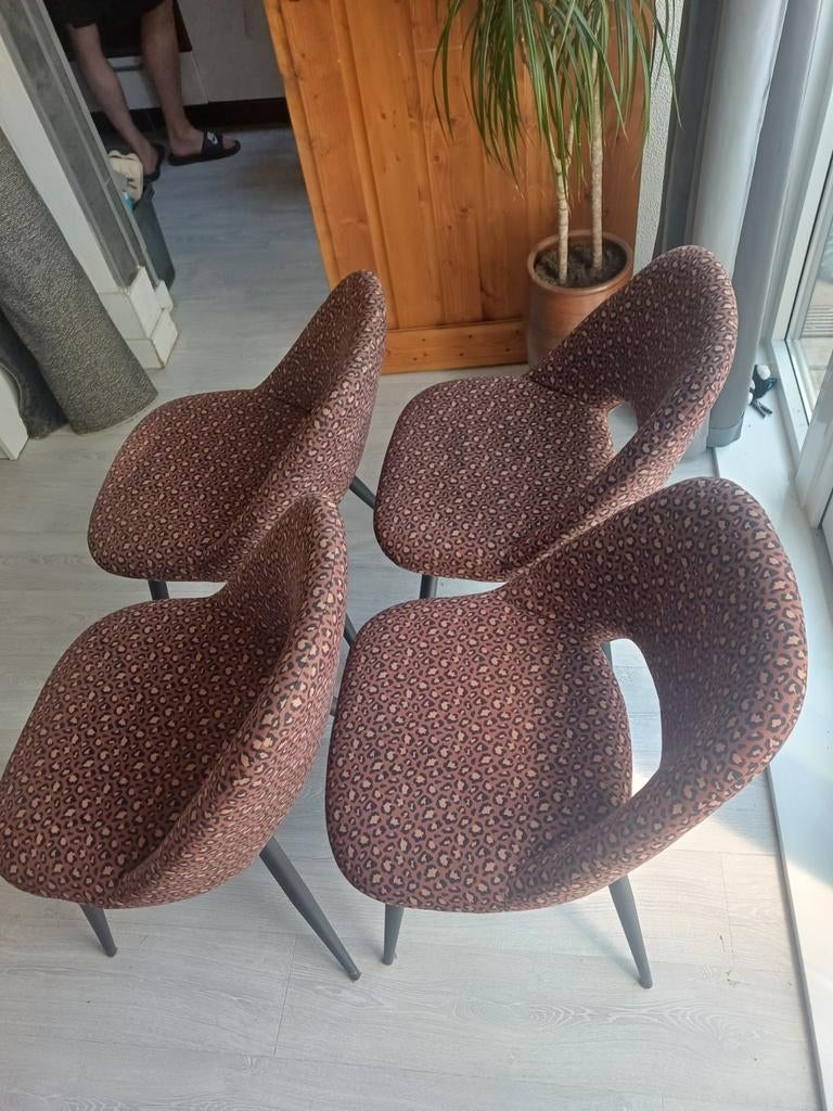 Eetkamer stoelen pnaterprint, Ophalen, Panterprint, Bruin, Zo goed als nieuw