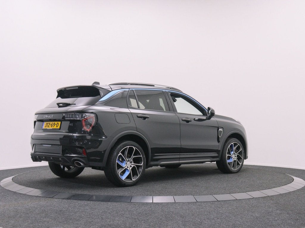 Lynk & Co 01 1.5 PHEV | 360gr camera | Zwarte hemel | Panora, Auto's, Lynk & Co, Stof, Zwart, Plug-in hybride, Bedrijf
