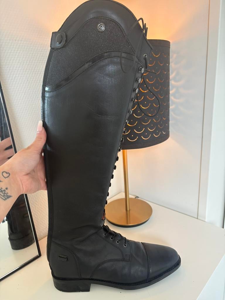 QHP rijlaarzen hailey wide, Dieren en Toebehoren, Dressuur, Ophalen of Verzenden, Zo goed als nieuw, Dames