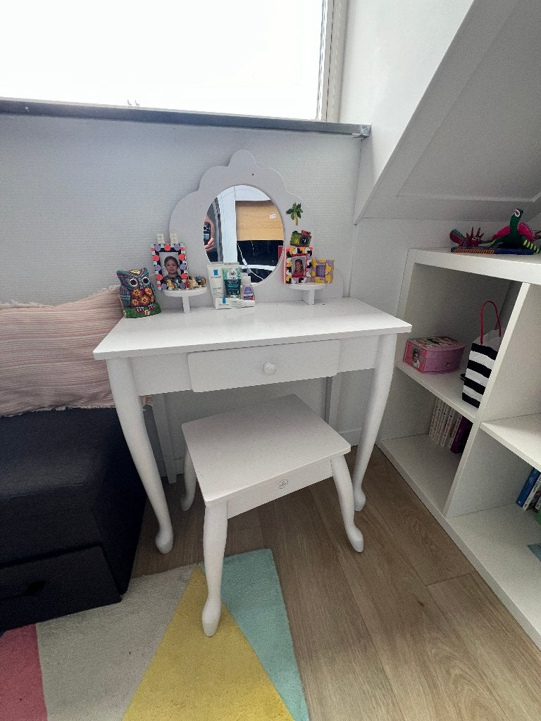 Kaptafel / make-uptafel / Kinder, Ophalen