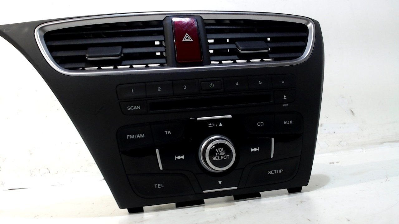 Radio Honda Civic, Ophalen of Verzenden, Van der Ven Autorecycling B.V., Onderdelen@venauto.nl, Ettenseweg 76, 4706 PB Roosendaal, The Netherlands