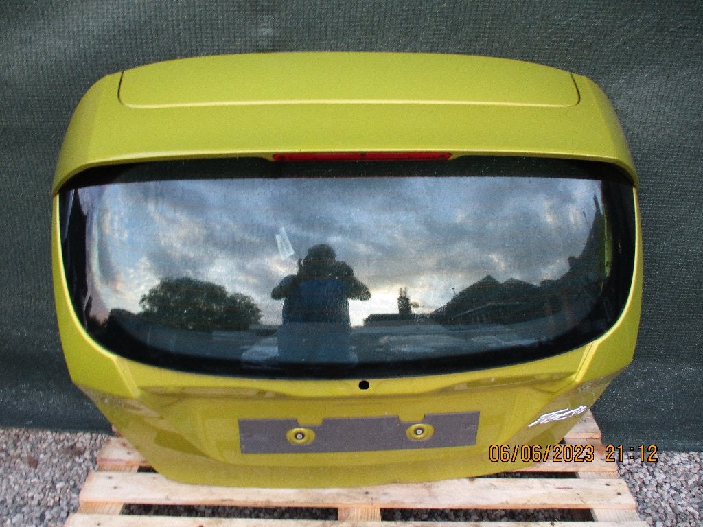 Ford Fiesta 6  Achterklep (Helemaal compleet) Geel met., Auto-onderdelen, Gebruikt, Achterklep, Ophalen of Verzenden, Ford