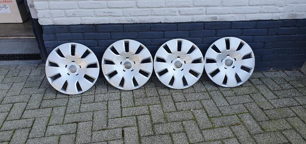 Hele mooie 16 inch Audi wieldoppen, Ophalen, Nieuw