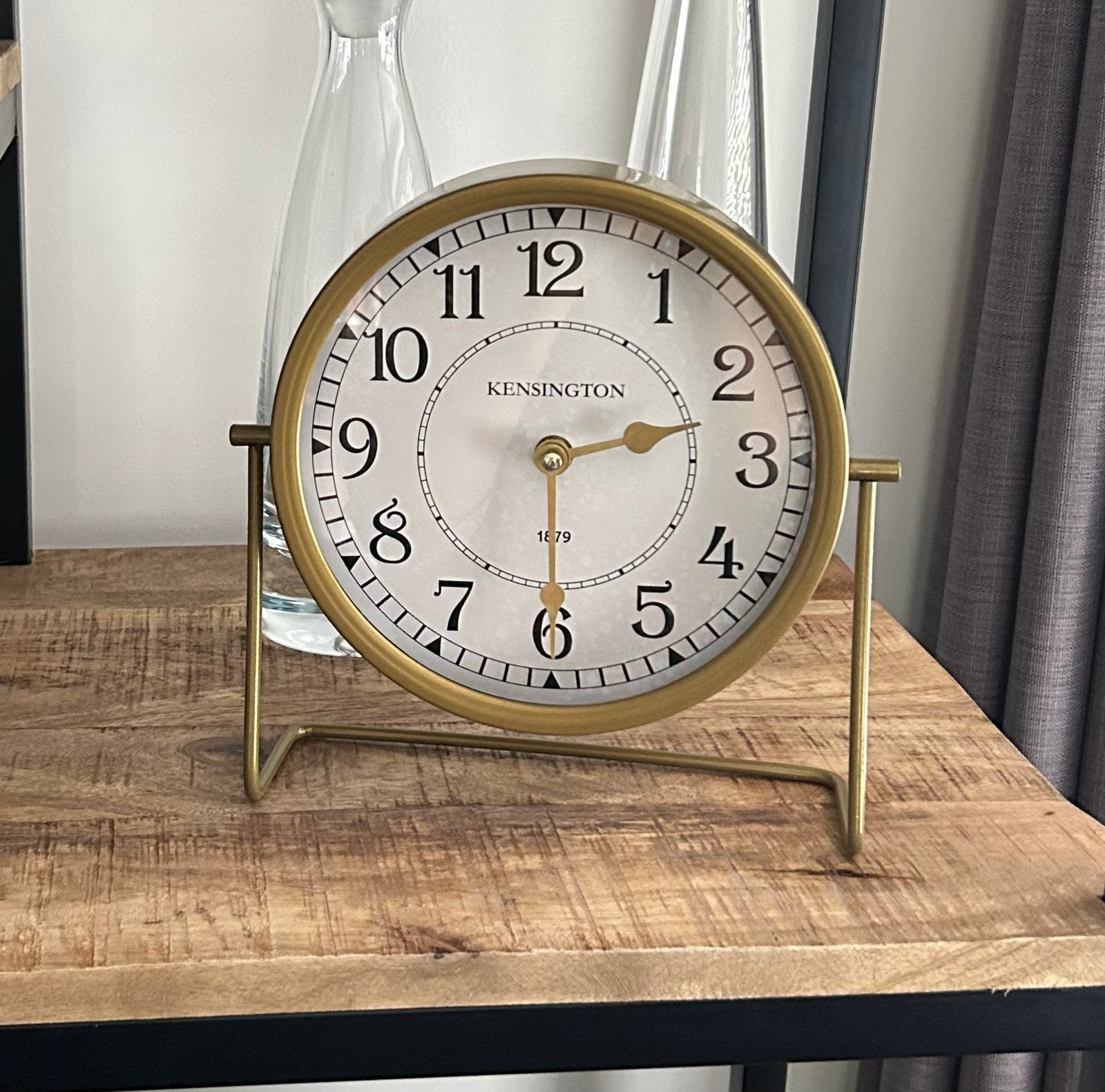 Kensington Tafelklok Goudkleurig 23 cm hoog en 23 cm breed, Ophalen of Verzenden, Zo goed als nieuw