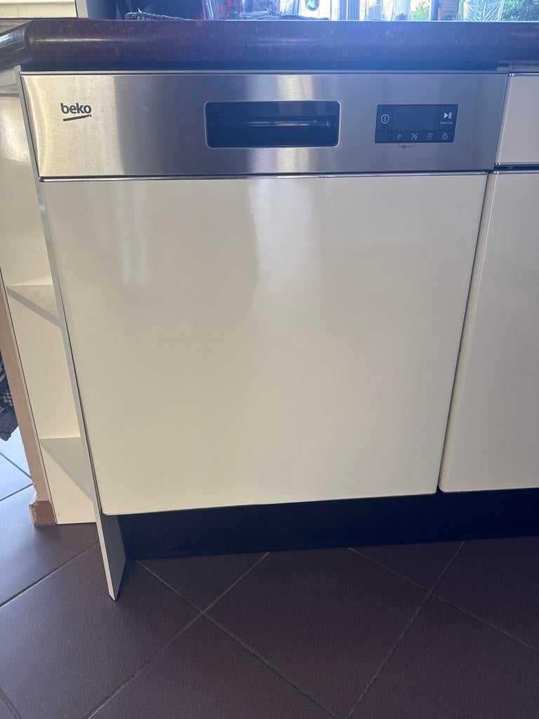 Beko vaatwasser - 1 jaar gebruikt, Ophalen of Verzenden, Zo goed als nieuw, Inbouw, 60 cm of meer