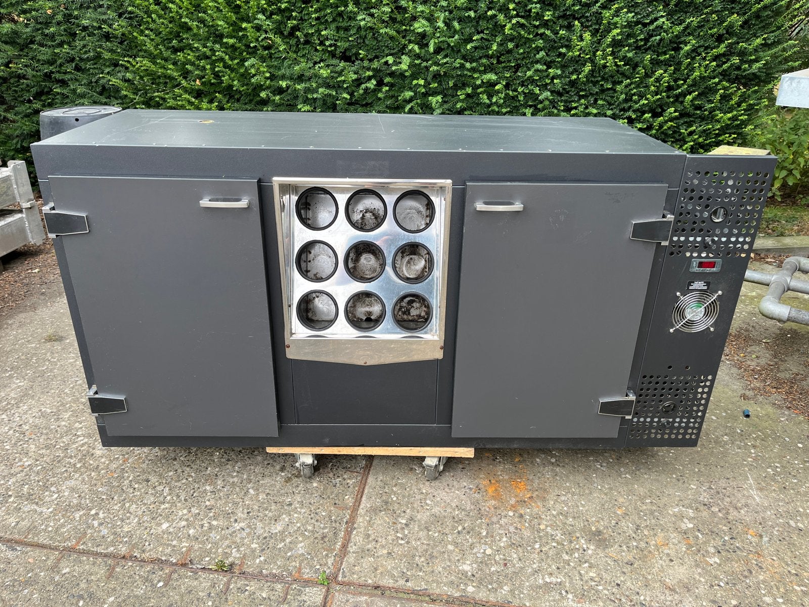 Compleet barbuffet met fustenkoelkast, flessennest en dranke, Gebruikt, Korenbrander, Ophalen, Overige merken