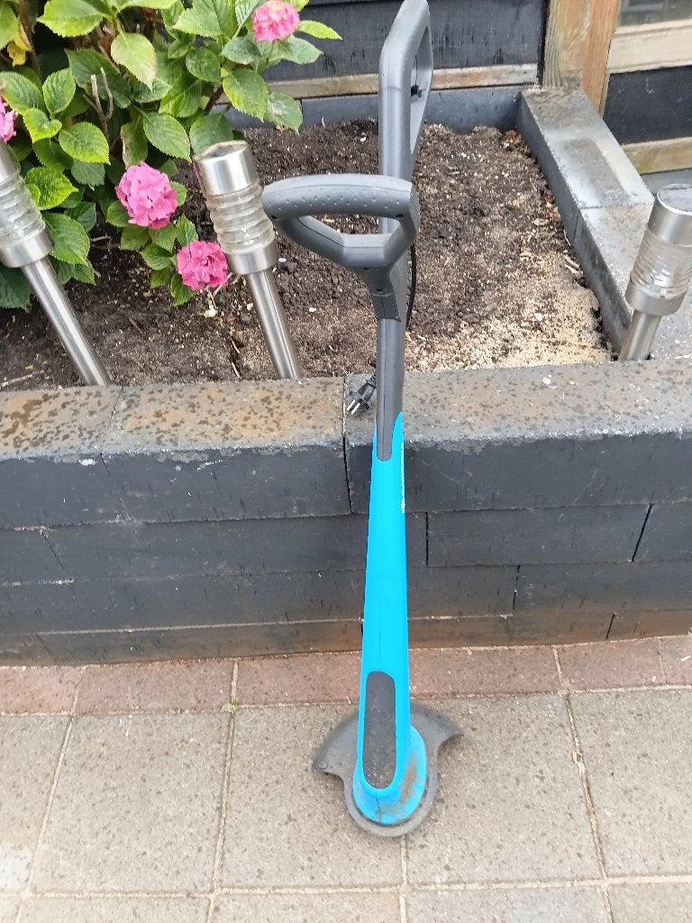 grastrimmer te koop, Ophalen, Gebruikt, Elektrisch, Gardena