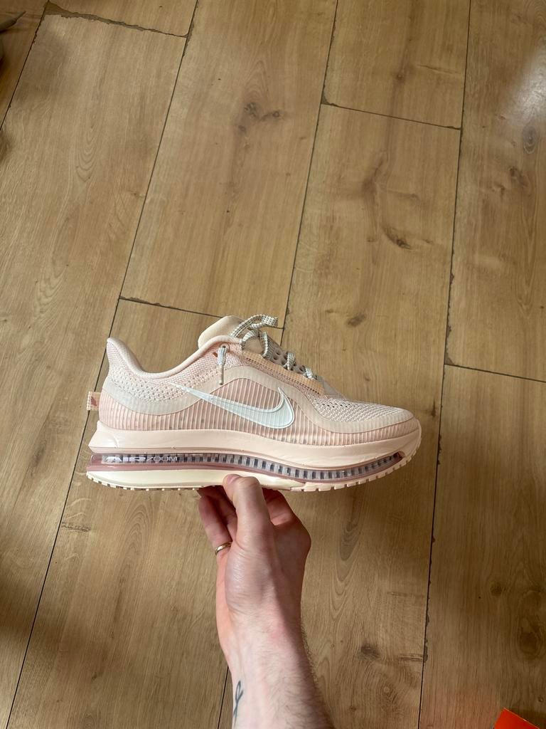 Nike Pegasus premium maat 40, Ophalen of Verzenden, Nieuw, Roze, Sneakers of Gympen