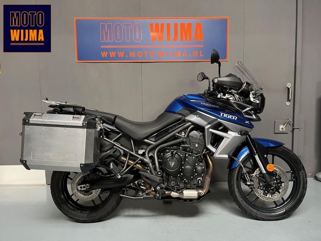 TRIUMPH TIGER 800 XRX - 2017 + kofferset - incl onderhoud, Motoren, Motoren | Triumph, Bedrijf, Overig, 3 cilinders