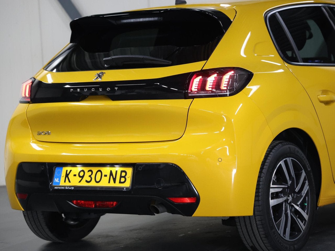 Foto 6 van Peugeot 208 Allure 100pk Automaat | 1ste eigenaar | AppleCar