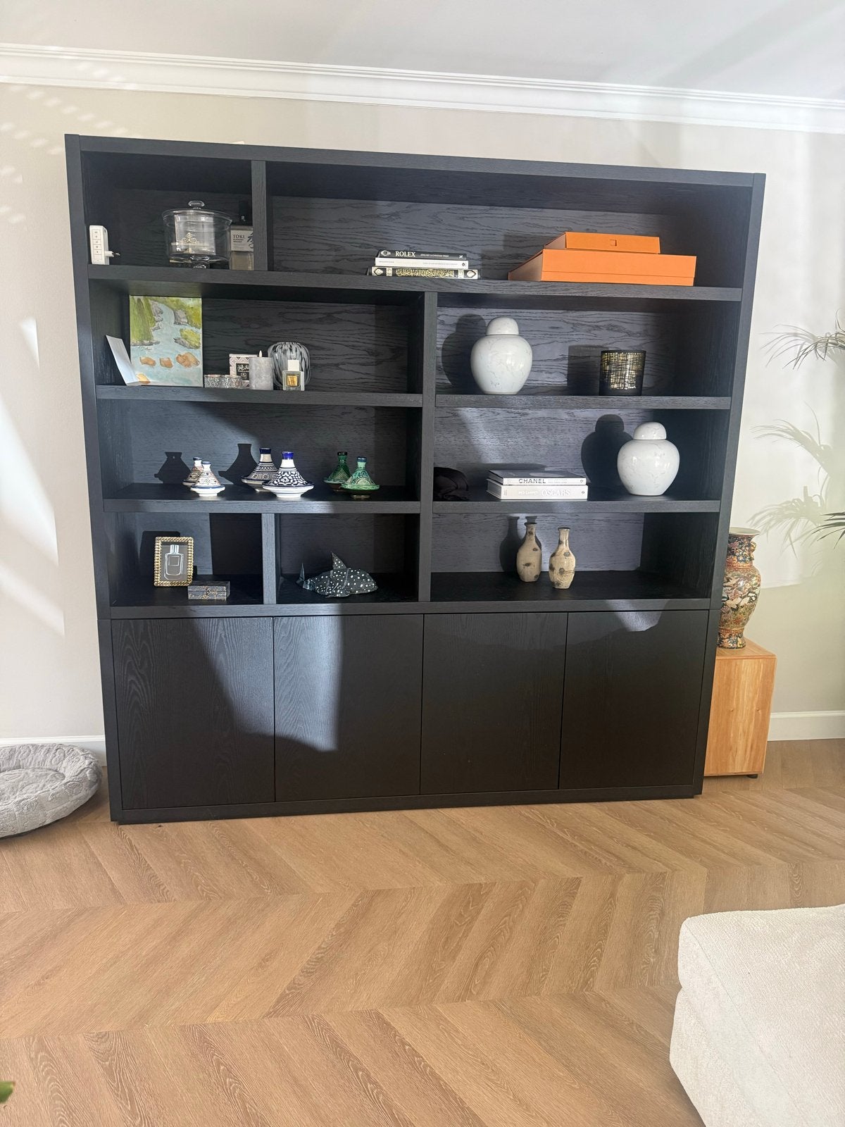 Zwarte Eiken Kast 9 Vakken, Goossens ZGAN, Eikenhout, Ophalen of Verzenden, Zo goed als nieuw, 200 cm of meer
