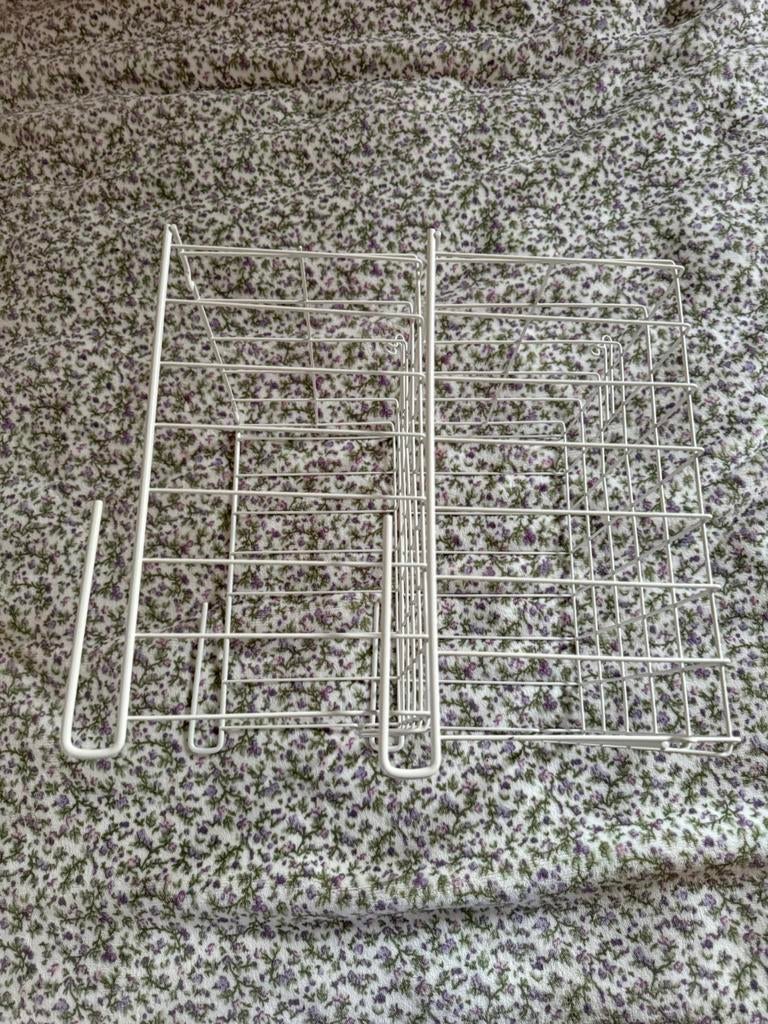 2x ijzeren ikea rekje, Ophalen of Verzenden, Zo goed als nieuw