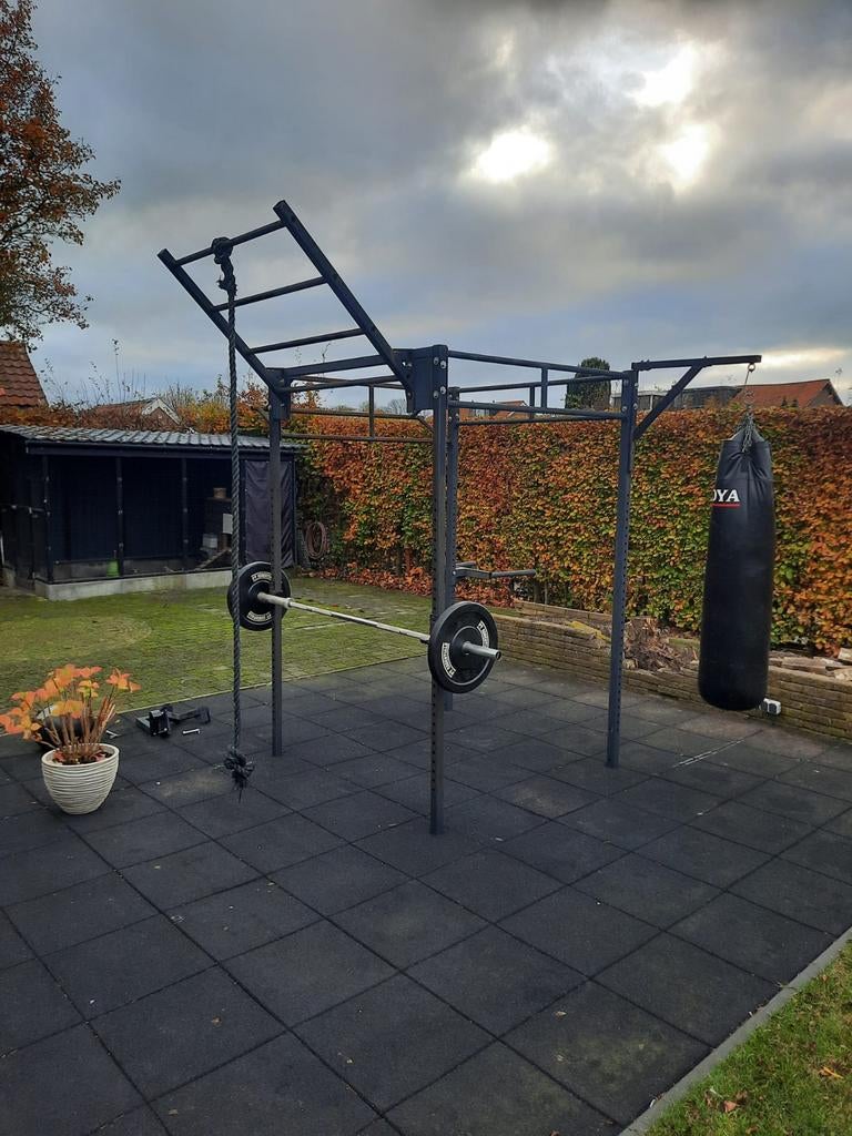 Outdoor Crossfit station - Buiten gym, Ophalen