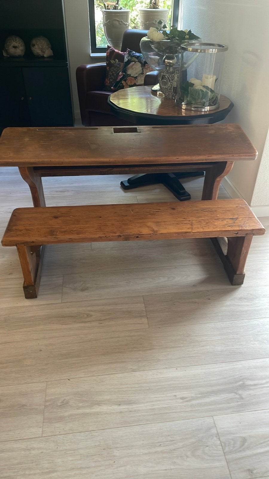 Vintage houten schoolbankje, Ophalen