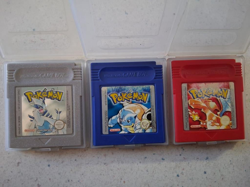Nintendo bundel ruilen voor pokemon kaarten., Spelcomputers en Games, 1 speler, Zo goed als nieuw, Vanaf 3 jaar, Ophalen