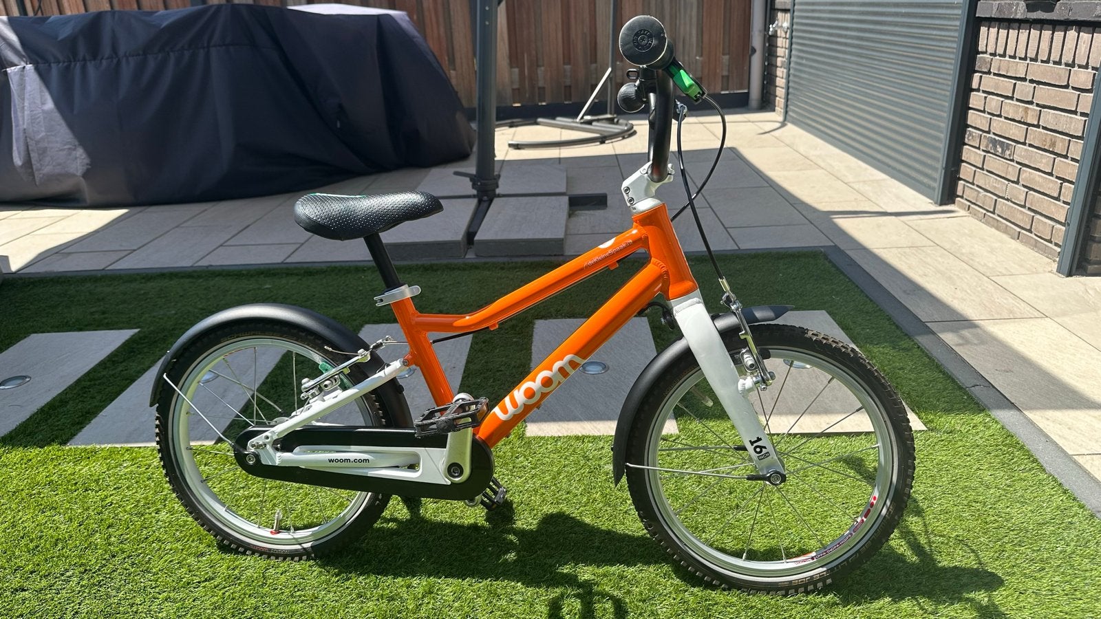 Woom 3 Kinderfiets - Oranje, 16 inch ZGAN!!, Ophalen, Zo goed als nieuw, Velgrem, 16 tot 20 inch