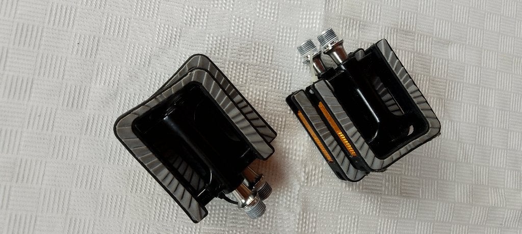 Te koop: 2 sets fietspedalen., Ophalen, Zo goed als nieuw