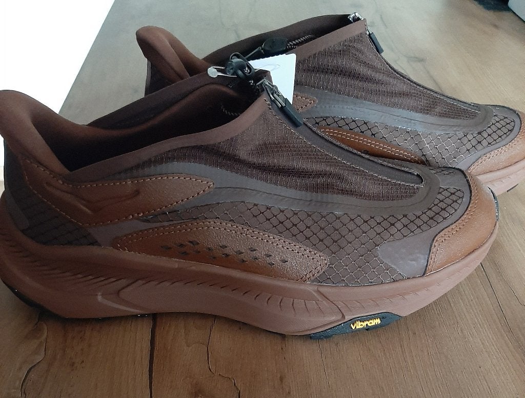 HOKA Project Transport NIEUW, Zwart, Nieuw, Ophalen of Verzenden, Sneakers of Gympen