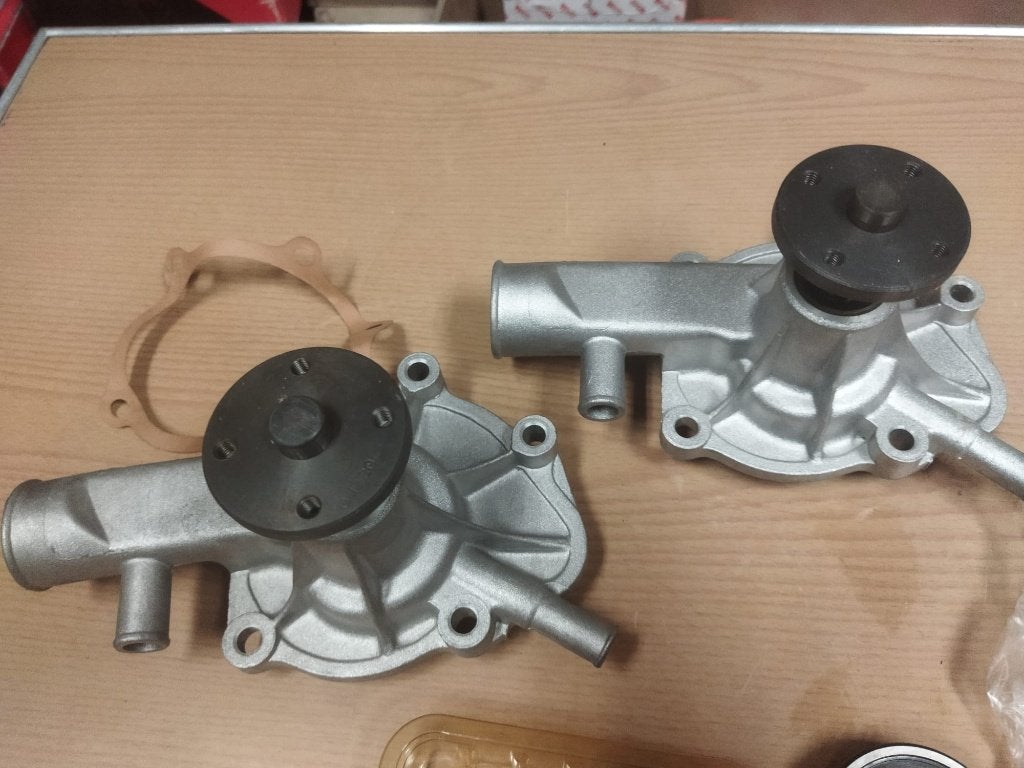 Waterpomp koppelingset remdelen e.d. toyota celica TA22, Ophalen, Nieuw, Toyota