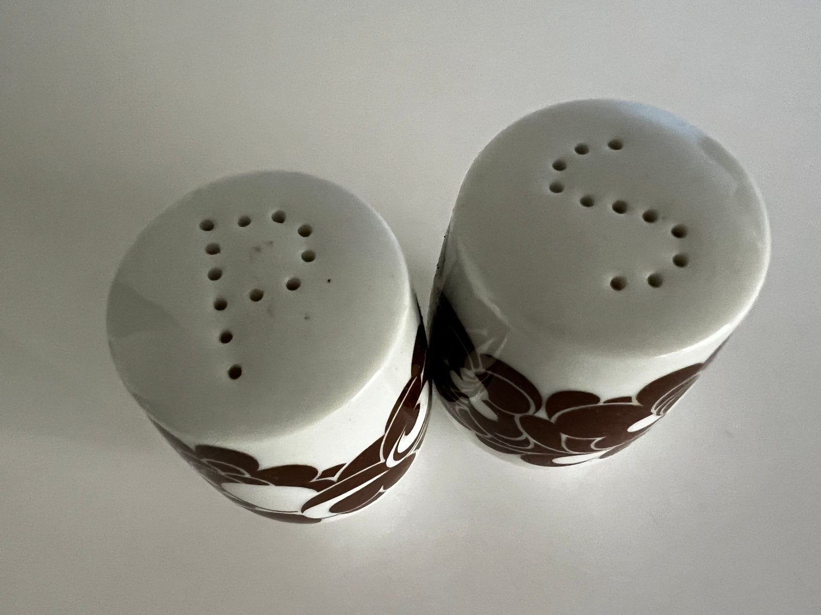 Rosenthal Studio Line Cordial Shaker Peper Zout Karnagel, Overige typen, Ophalen of Verzenden, Zo goed als nieuw, Overige stijlen