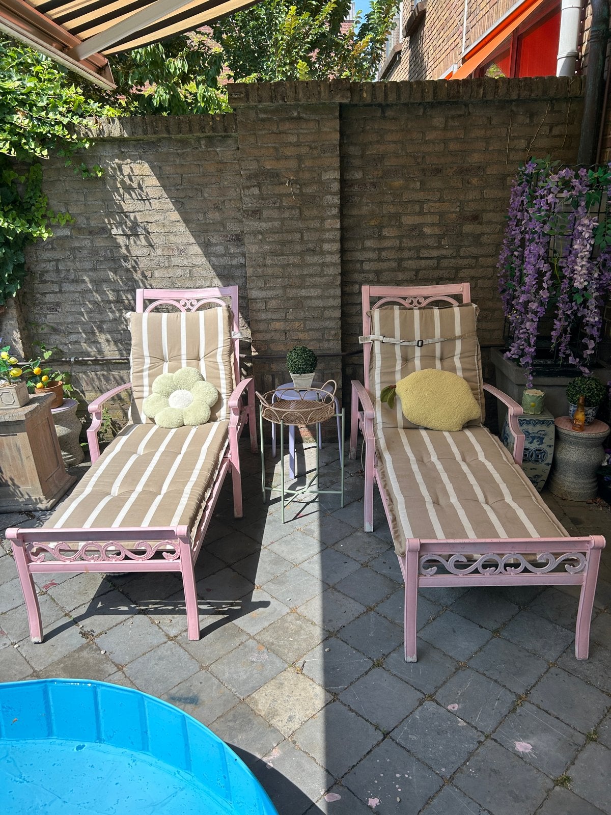 Set van 2 Brocante Roze Ligstoelen met Kussens, Ophalen, Gebruikt, Overige materialen, 2 zitplaatsen