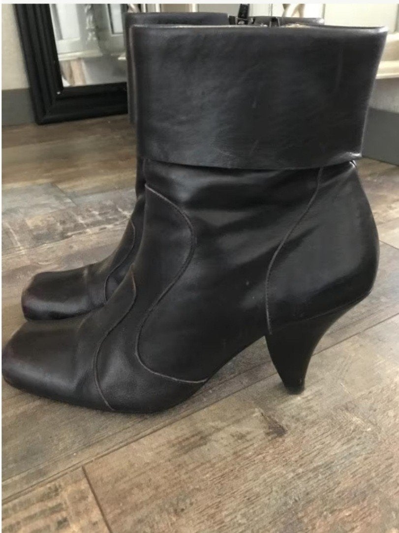 Donkerpaarse Leren Enkellaarsjes, Kleding | Dames, Schoenen, Overige kleuren, Lage of Enkellaarzen, Ophalen of Verzenden, Zo goed als nieuw