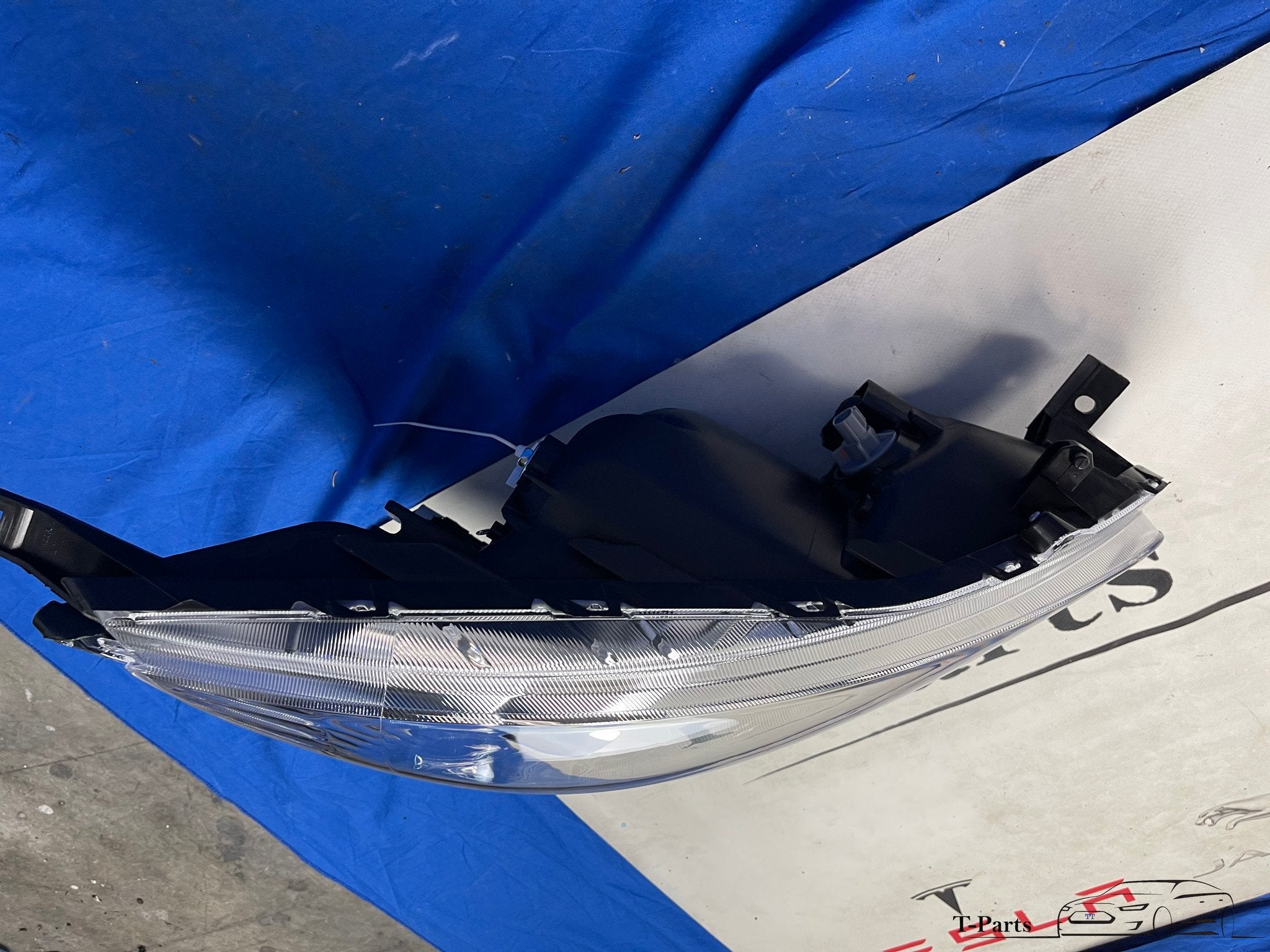 Mitsubishi space star koplamp rechts NIEUW 2012+ 2016+, Auto-onderdelen, Info@fabrikant.eu, Fabrikant BV, Nieuw, Ophalen of Verzenden