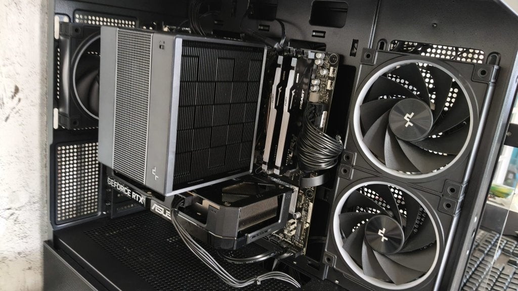 cpu koeler  deepcool, Ophalen of Verzenden, Nieuw, Luchtkoeling