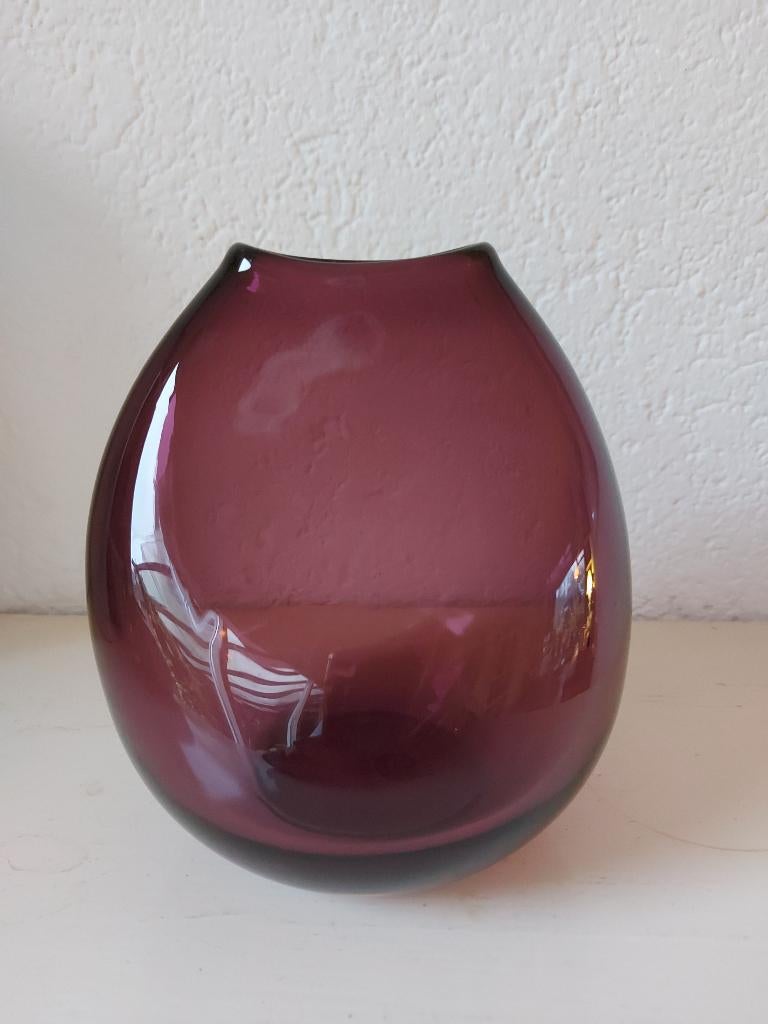 Hysteria vaas paars, Ophalen of Verzenden, Overige kleuren, Glas, Minder dan 50 cm
