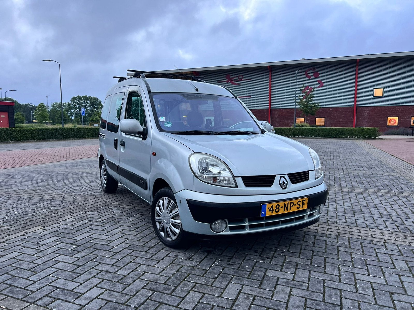 Renault Kangoo 1.6-16V/APK JULI 2027/TREKHAAK, Auto's, Renault, Bedrijf, Kangoo, Benzine, Euro 4, E, MPV, Handgeschakeld, Origineel Nederlands